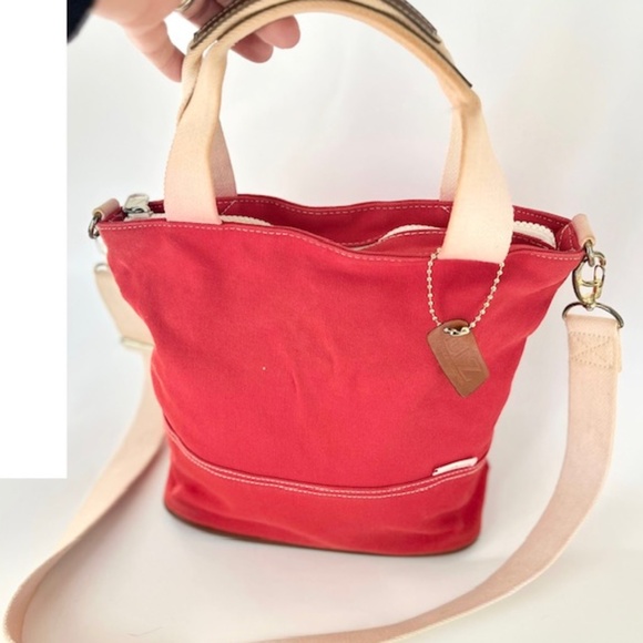 Liz Claiborne LIZ Vintage Small Bucket Crossbody Bag - Picture 1 of 7